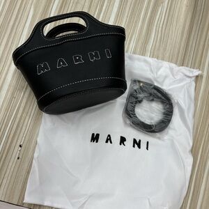 MARNI black leather shoulder bag 15*13cm